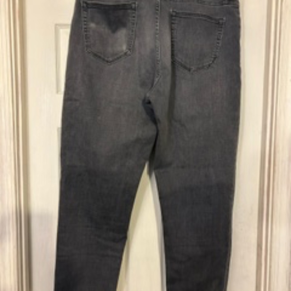 Banana Republic Jeans / 35W x 32L / 1 Grey and 1 Blue